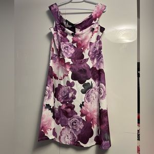 NWT Ricki’s Mauve and Cream Floral Dress, Sz 12